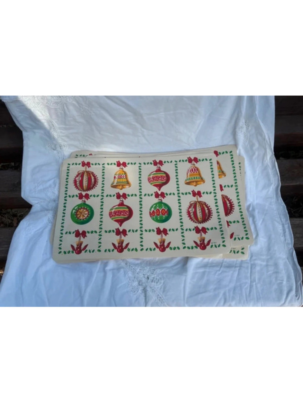 6 Vintage Town and Country Christmas Placemats